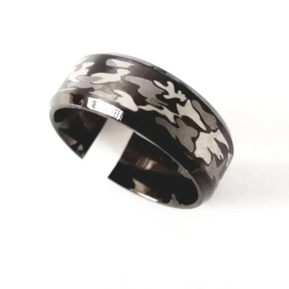 New stainless steel camouflage ring‎ size 9